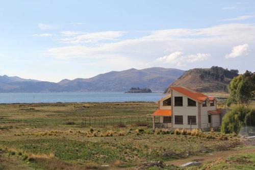 La Paz Casa | Lago Sagrado Titicaca - Casa de Campo & Agroturismo