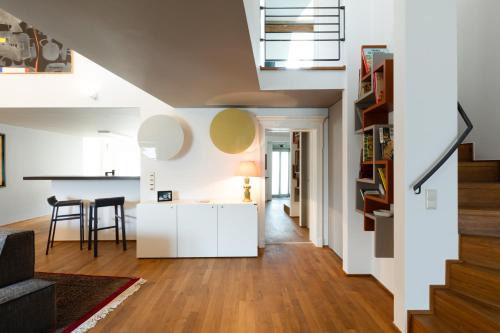 Ville Haute Apartamento | LAGO WELCOME PALAIS