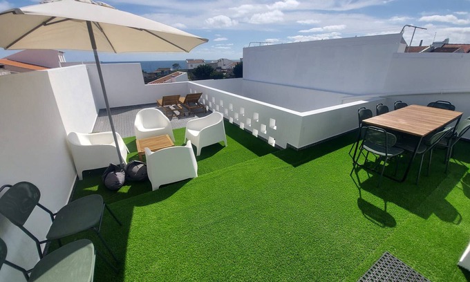 Lagoa Apartamento | LAGOA SEA VIEW by VACATIONY