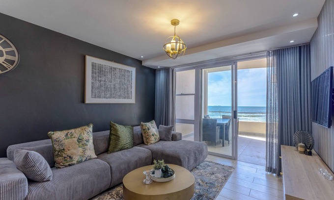 Cape Town Apartamento | Lagoon Beach Escape with Breathtaking Views