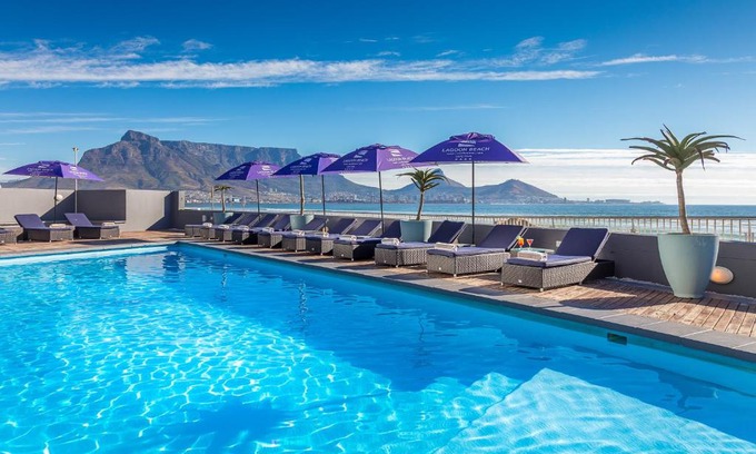 Lagoon Beach Hotel | Lagoon Beach Hotel & Spa