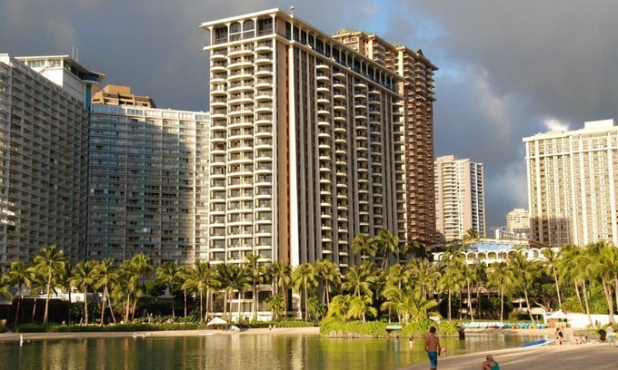Waikiki Casa | Lagoon Tower – 1 Bed OceanView