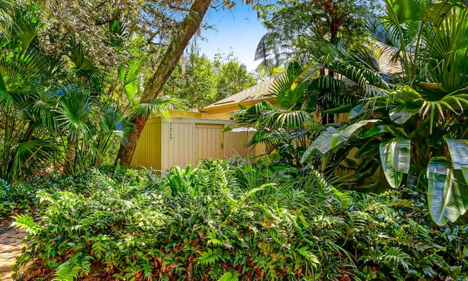 Fernandina Beach Casa | Lagoon Villa Home w/Private Patio, Serene Views, Great Location, & A/C - Dog OK