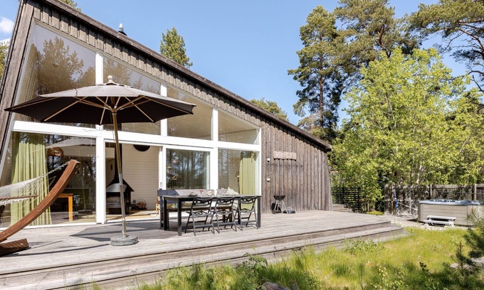 Hudiksvall Casa | Lagunen Villa 2 by Interhome