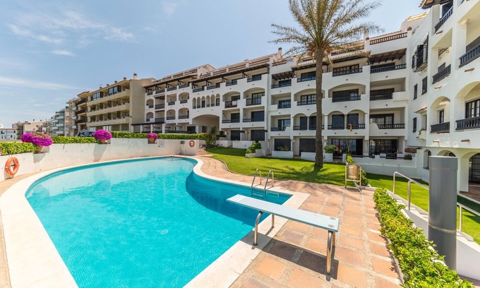 L'Escala Apartamento | Laia: Apartamento con vista al mar, a 50m de la playa