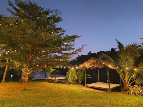 Kanchanaburi Otro | Lak view บ้านพักริมน้ำกาญจนบุรี