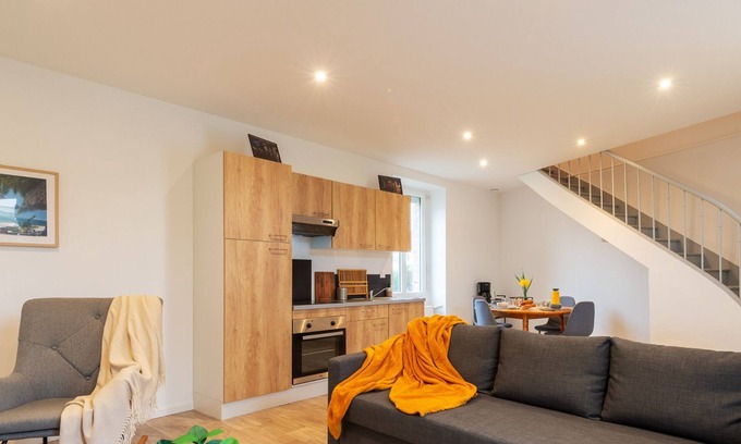 Laval Casa | Lakaz - Maison - Jardin - Wifi