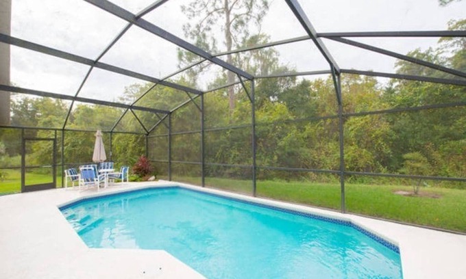 Lake Berkley Casa | LAGO BERKLEY- (1059LB) - 4BR 3BA Pool Home, 2 Master Suites, cerrada Resort
