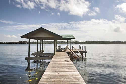 Pomona Park Casa | Lake Broward Cabin with Private Boat Launch and Dock!