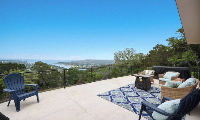 Burnet Casa | Lake Buchanan Retreat w/Hot-Tub