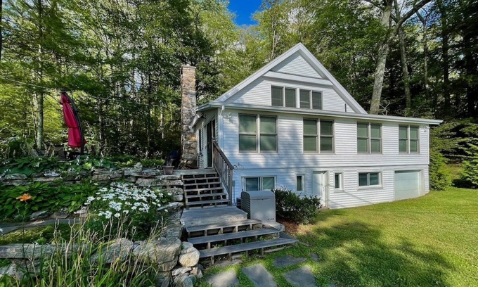 Ashley Falls Casa | Lake Buel Waterfront: with Sparkling Views, Fire Pit and Kayaks!
