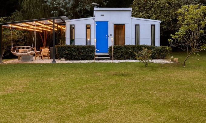 Rionegro Cabina | Lake Cabin w/ Hot Tub & Cinema
