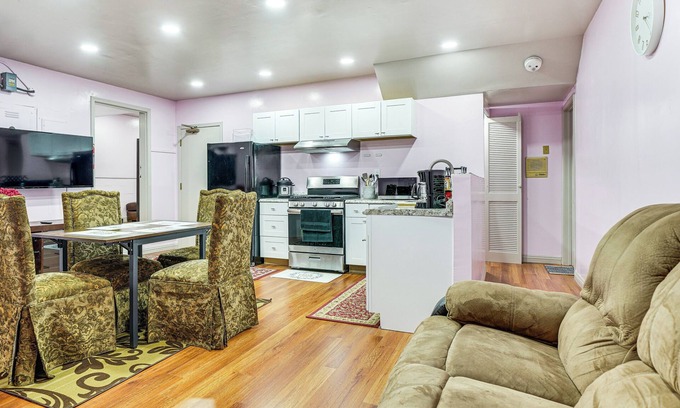 Castro Valley Apartamento | Lake Chabot Getaway ~ 3 Mi to Water!