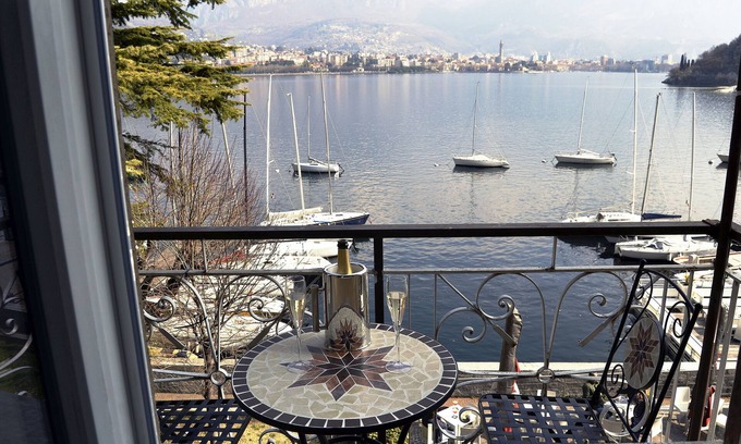 Valmadrera Casa | APARTAMENTO DE VACACIONES EN EL LAGO DE COMO - INCREÍBLE VISTA AL LAGO CIR 097083-CNI-00003