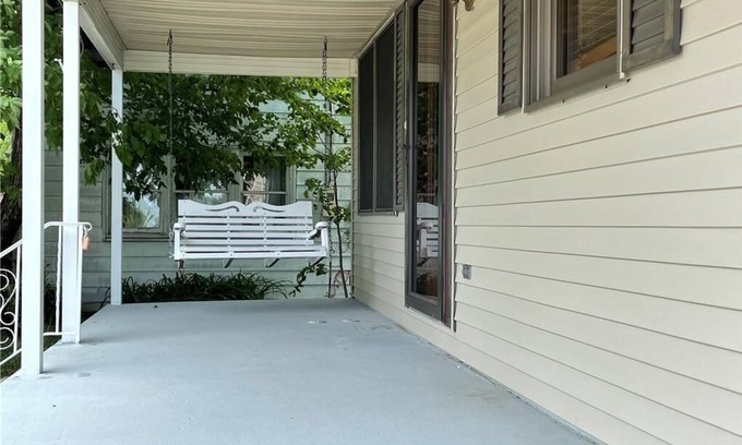 Erie Casa | Lake Erie Area 3 BR Home
