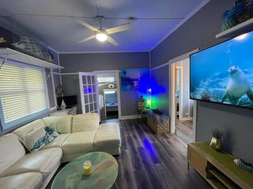 Belmont Casa | Lake Escape