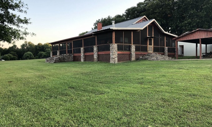 East Point Casa | Lake Front Retreat, 12.5 Acres on Lake Bistineau.
