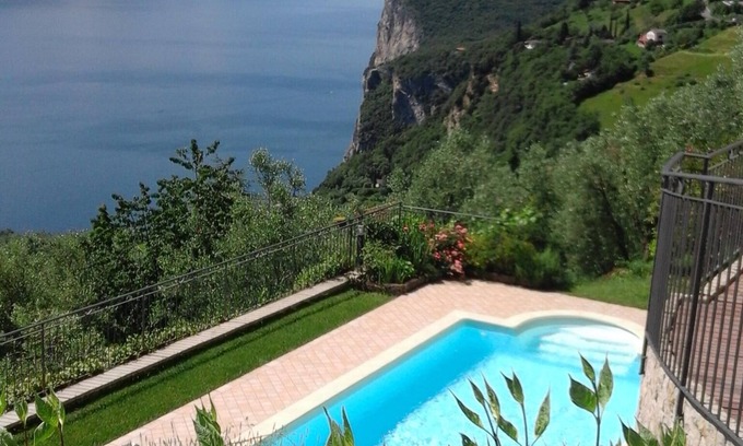 Arias Casa | Villa en el lago de Garda con piscina exclusiva