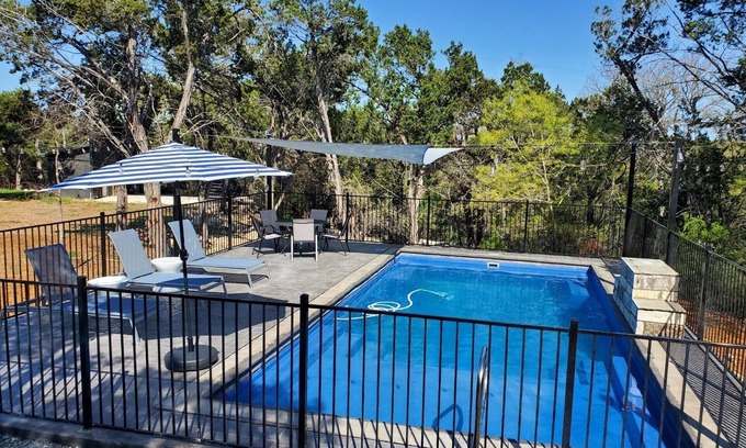 Canyon Lake Casa | Lake Home with new pool and outdoor kitchen