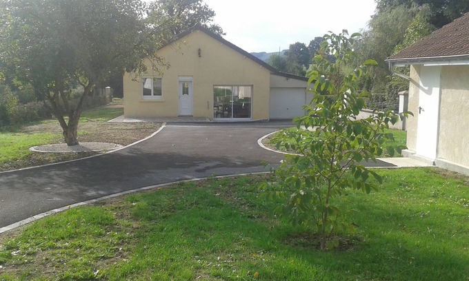 Thil-sur-Arroux Casa | casa del lago en thil sur arroux