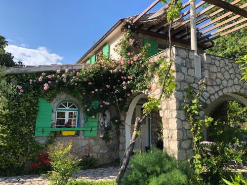 Dodosi Casa | Lake house Puro