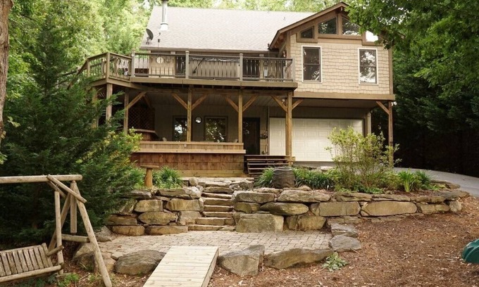 Six Mile Casa | Lake Keowee frente al agua! Cerca de Clemson! ¡Los juegos en casa de Clemson aún están disponibles!