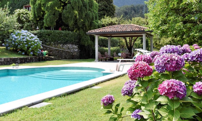 Castello Villa | Lago Maggiore, hermosa villa con piscina y amplio jardín en el Lago Maggiore