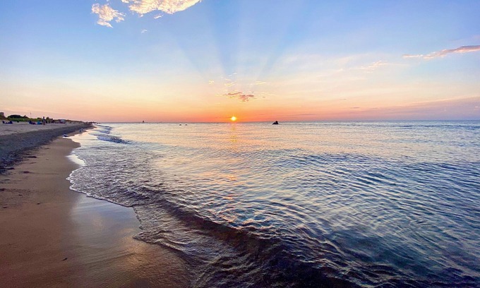 Michigan City Cabaña | El sendero arenoso es todo lo que te separa de la costa: la playa de Sheridan