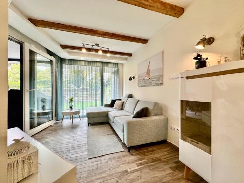 Balatonszemes Apartamento | LAKE MOMENTS - Ruby Garden Apartment