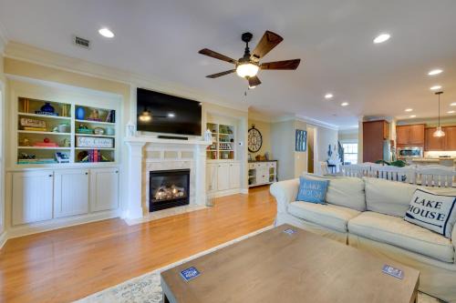 Lake Oconee Casa | Lake Oconee Abode with Patio, Grill and Fire Pit Table