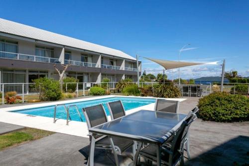 Two Mile Bay Apartamento | Lake Terrace Apartment - Taupo