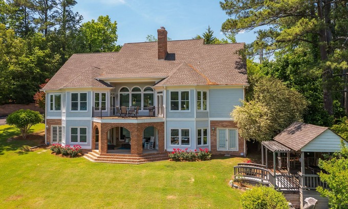 Trimble Casa | Smith Lake Rentals & Sales - LAER TERAPIA - ¡Relajación en Smith Lake!