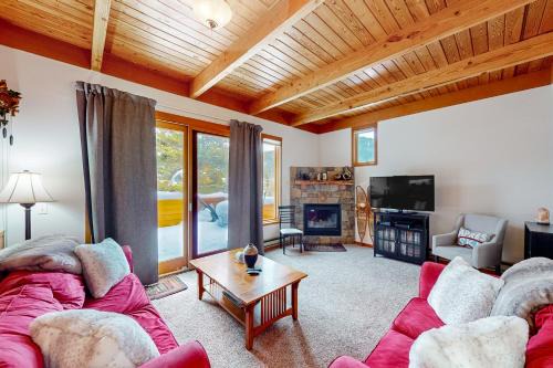 Keystone Casa | Lake to Mountain