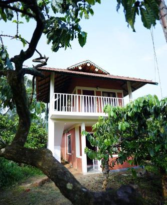 Virajpet Complejo | Lake View Cottage