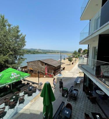 Veliko Gradiste Apartamento | Lake View Tašić