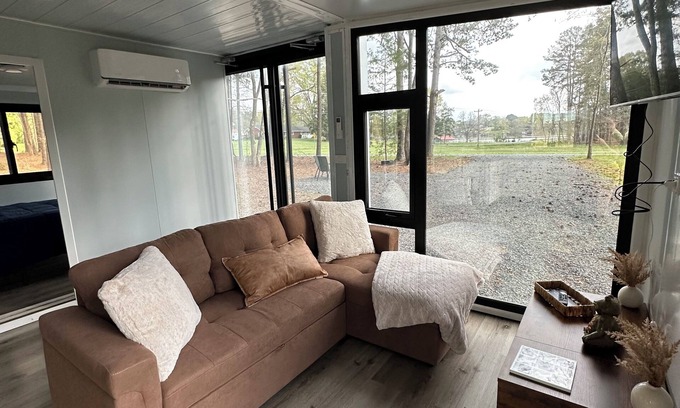 Norwood Casa | Lake View Tiny Home on Lake Tillery in Norwood