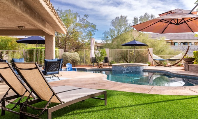 Lake Havasu City Casa | Lake View Tropical Oasis - Pool & Spa- RV Parking -AMAZING!