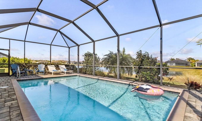 Fort Myers Casa | Lake View with Private Heated Pool and Bicycles - Bluegrass Breeze - Roelens