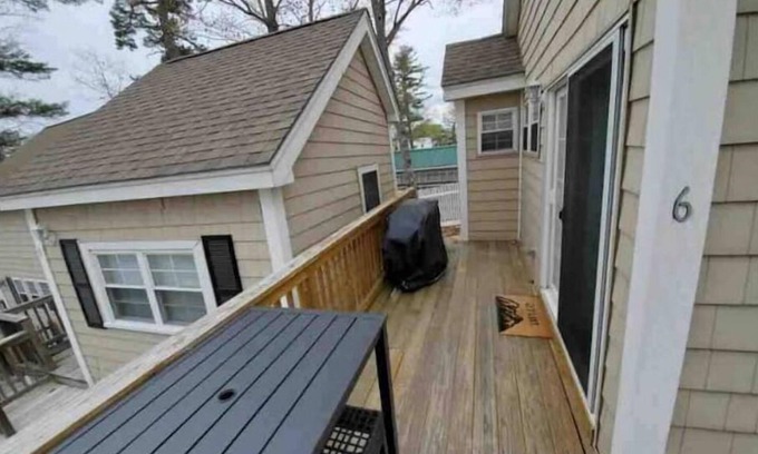 Laconia Cabaña | Lake views w private beach-Near Weirs Beach