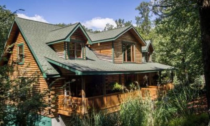Greentown Casa | Lake Wallenpaupack Heaven's Haven hottub beach rights
