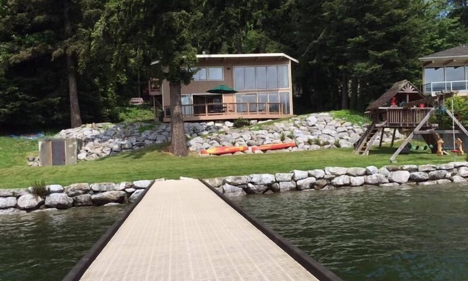 Bellingham Cabina | Lake Whatcom Bellingham Waterfront Cabin