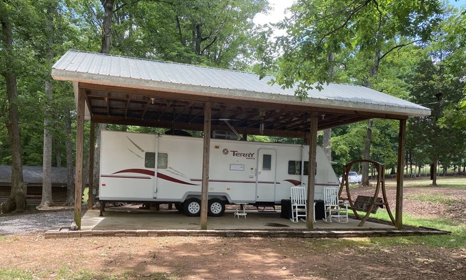 Belmont Casa | Lake Wylie Camper… Terry Dakota