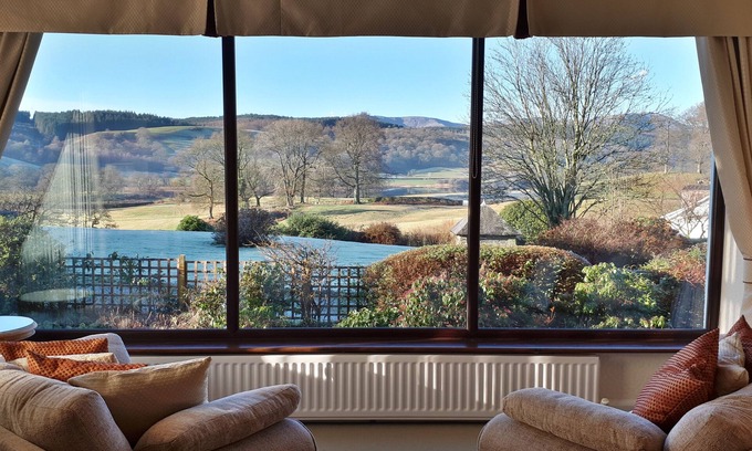 Near Sawrey Casa | LAKEFIELD HOUSE, pet friendly, with open fire in Hawkshead