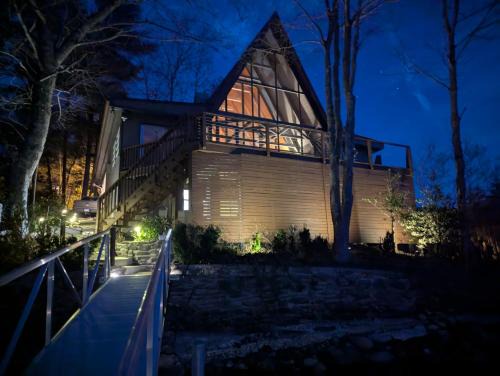 Santeetlah Casa | Lakefront A-Frame on a Point, Pet-Friendly