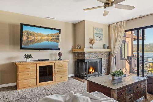 The Village Casa | Lakefront at the Village