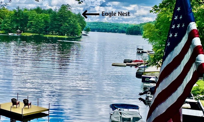 Hamlin Chalet De Esquí | Lakefront Cabin with Fantastic views & Private Dock, The Hideout!!