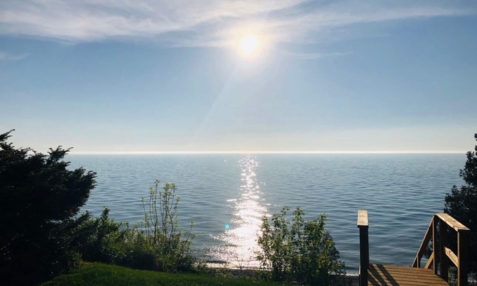 Dashwood Cabaña | Lakefront Cottage en Lake Huron - con playa privada!