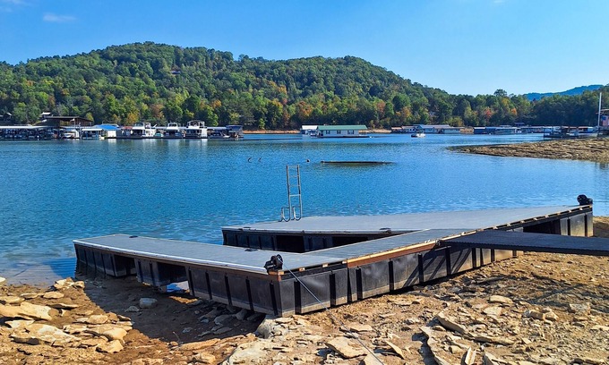 New Tazewell Cabaña | Lakefront cottage with water views, private dock, full kitchen, deck, W/D & AC