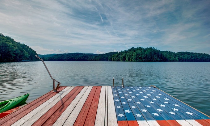 Unaka Casa | LAKEFRONT Dock Holiday - Hiwassee Lakefront home con Actividades del Resort!