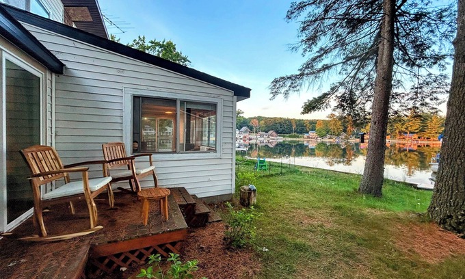 Lake George Cabaña | Lakefront Family-Friendly Hideaway by Hygge Homes